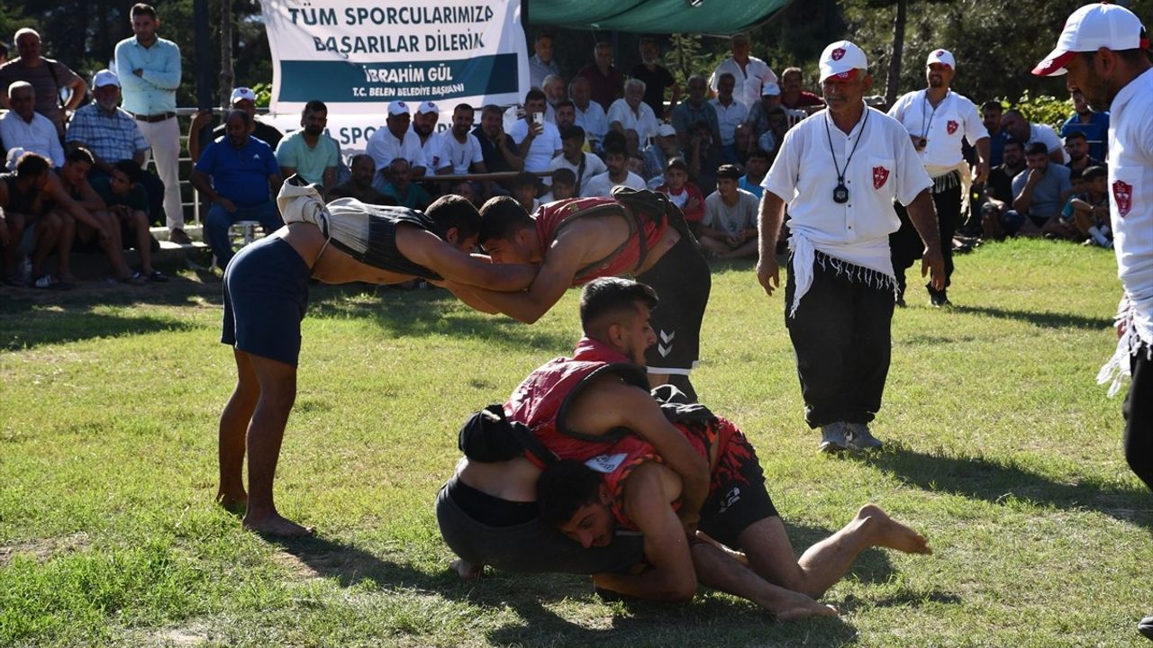 İsa Göçen 13. Belen Yayla Şenlikleri'nde Başpehlivanlık Unvanını Elde Etti