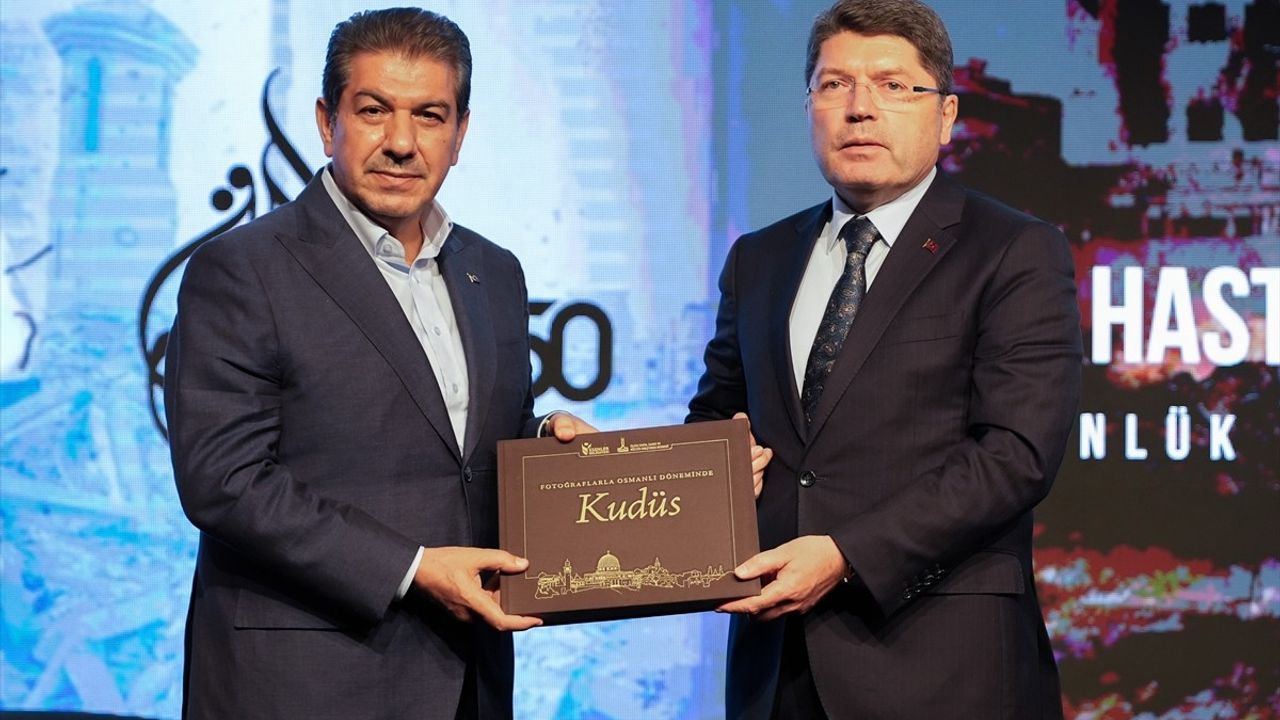 İstanbul'da "Şifa Hastanesi-14 Günlük Vahşet Belgeseli" Gala Gösterimi Gerçekleşti