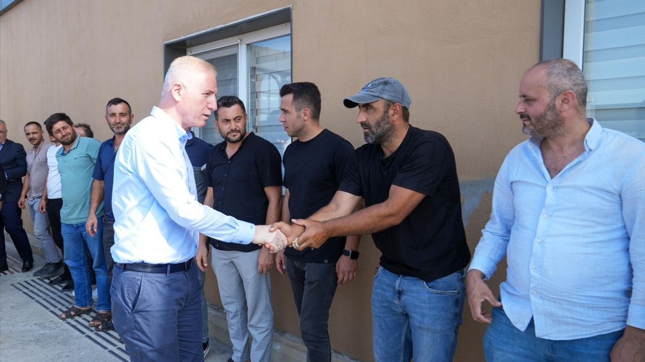 İstanbul Valisi Gül, Prof. Dr. Murat Dilmener Acil Durum Hastanesi'ni Ziyaret Etti