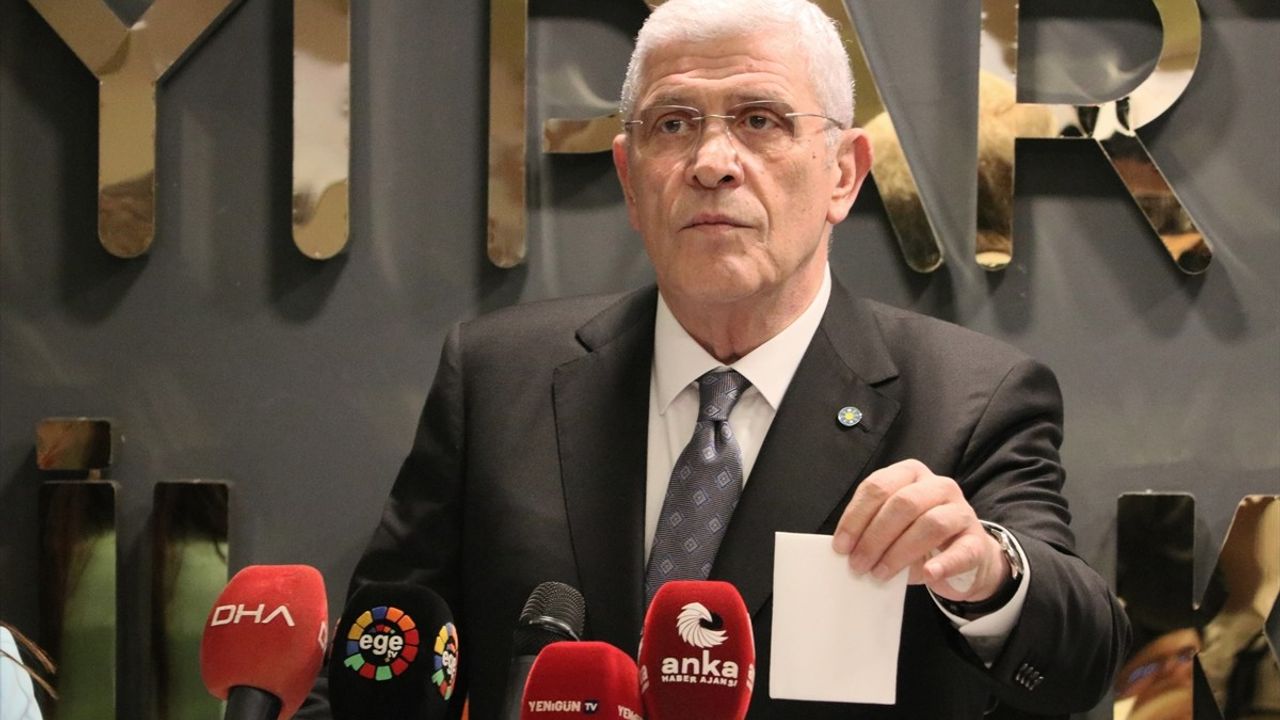 İYİ Parti Genel Başkanı Dervişoğlu İzmir'de Açıklamalarda Bulundu