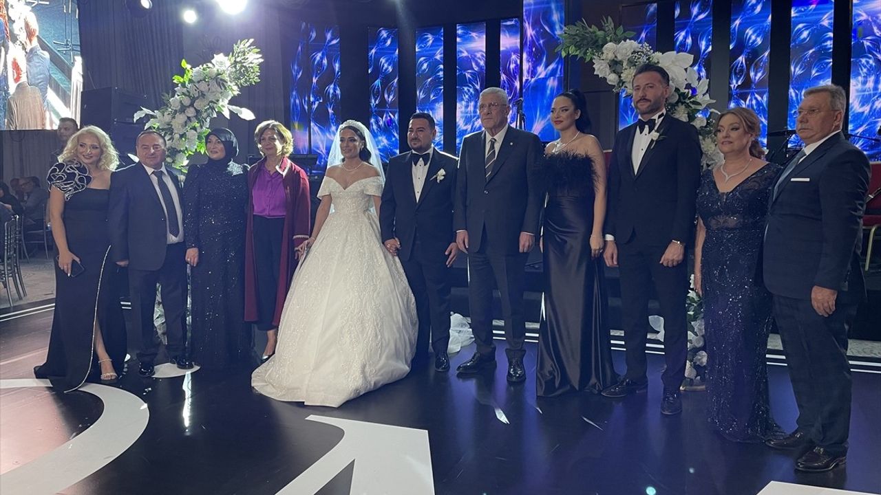 İYİ Parti Lideri Dervişoğlu, Nikah Şahidliği Yaptı