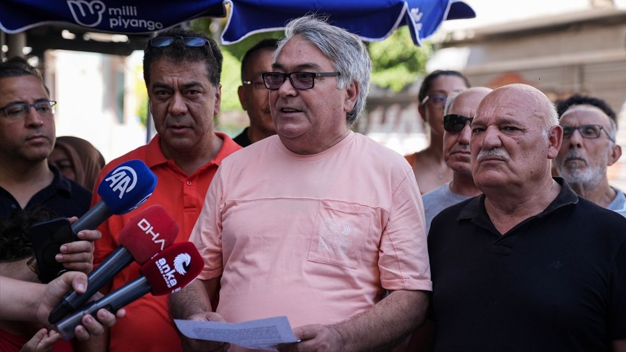 İzmir'de Elektrik Kazasında Hayatını Kaybedenler Anıldı