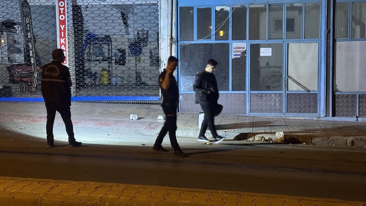 Kahramanmaraş'ta Pompalı Tüfekle Rastgele Ateş Açıldı: 4 Yaralı