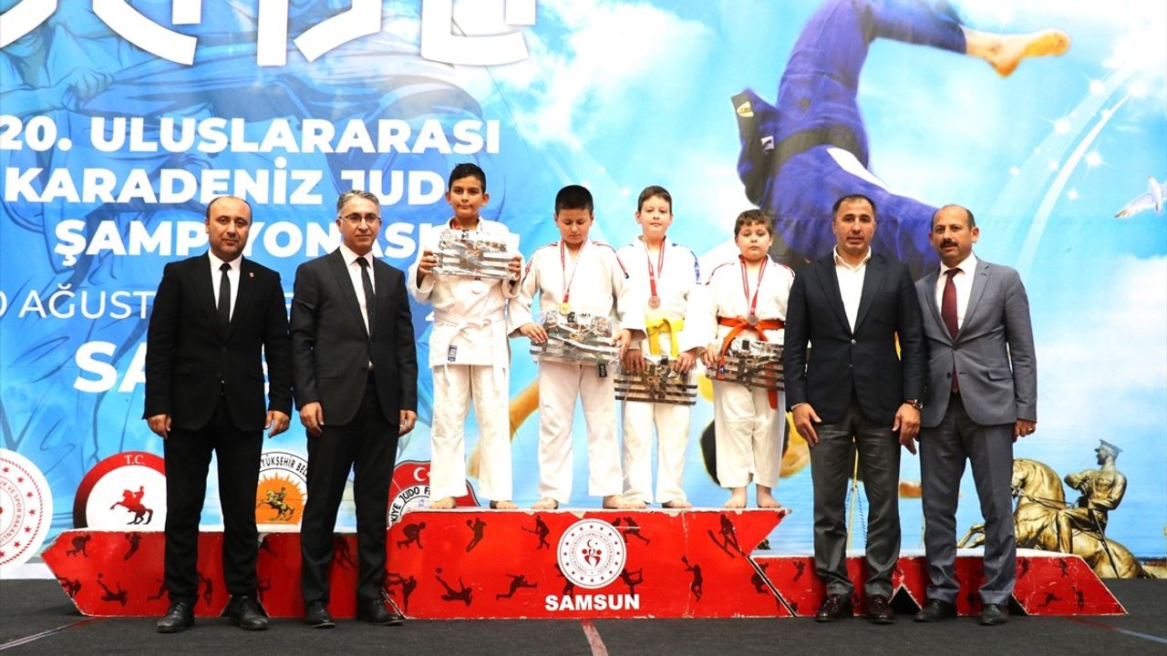 Karadeniz Judo Turnuvası Samsun'da Başladı