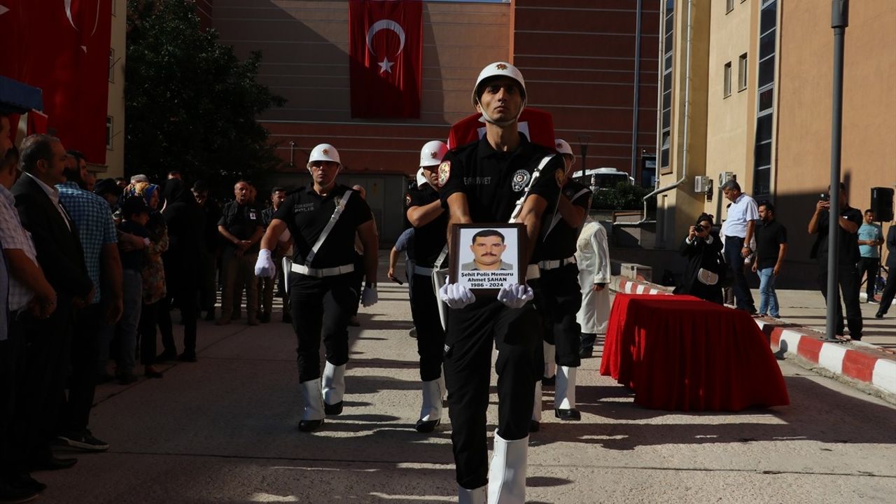 Kastamonu'da Şehit Polis Memuru Ahmet Şahan İçin Anma Töreni