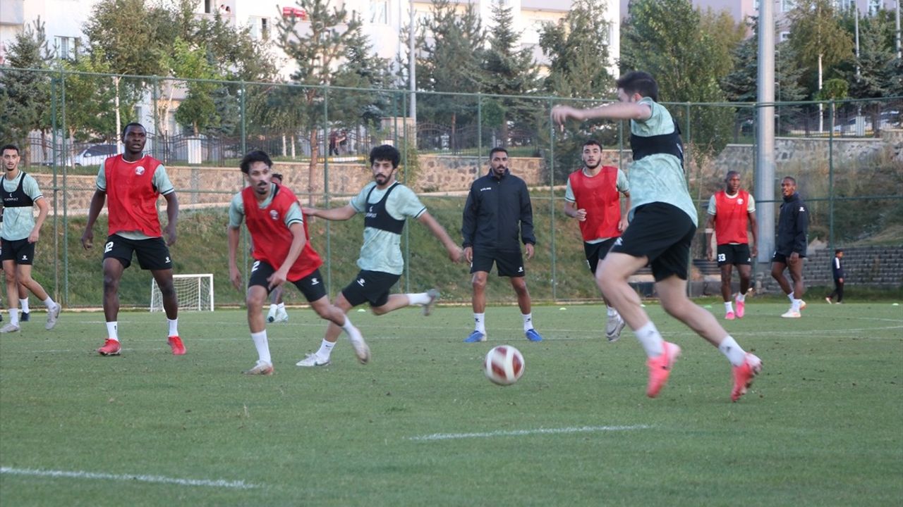 Katar Takımı Al-Mesaimeer, Erzurum'un Palandöken'inde Kamp Yapıyor