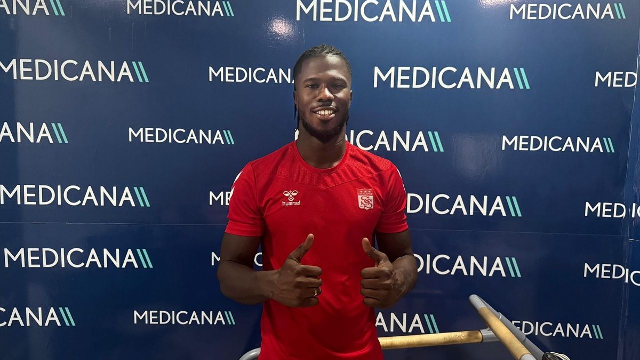 Keita Balde Sivasspor'da, Sağlık Kontrolünden Geçti