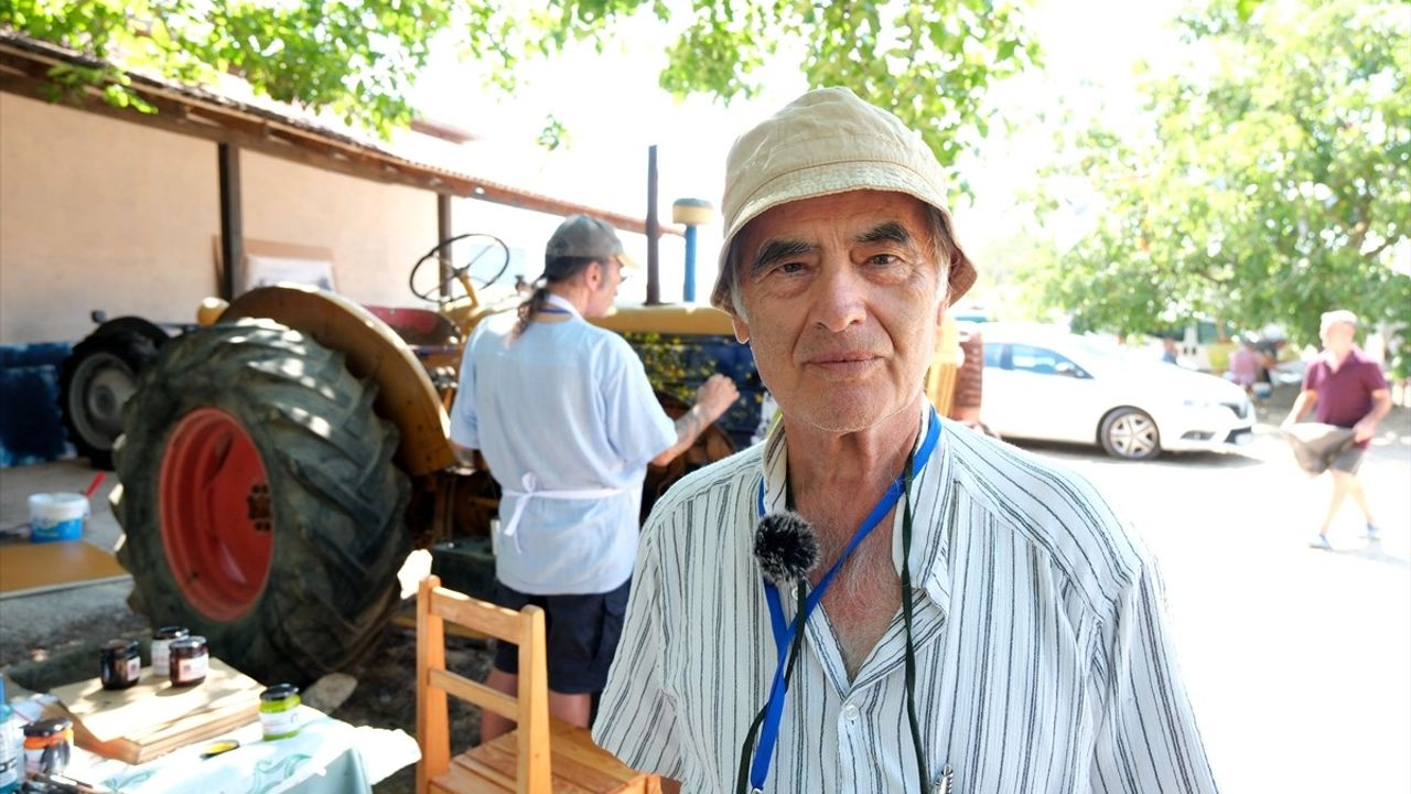 Kırklareli'nde Traktörler Sanatla Buluştu