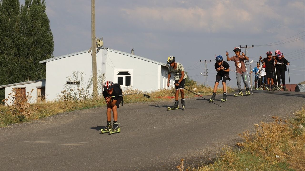Kışın Soğuk, Yazın Sıcak Antrenmanlar: Ağrılı Kayaklı Koşucular Hedefe Yol Alıyor