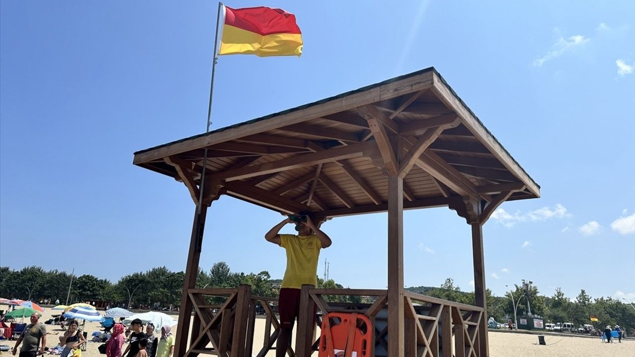 Kocaeli Sahillerinde 2 Haftada 417 Boğulma Tehlikesi Geçiren Kurtarıldı