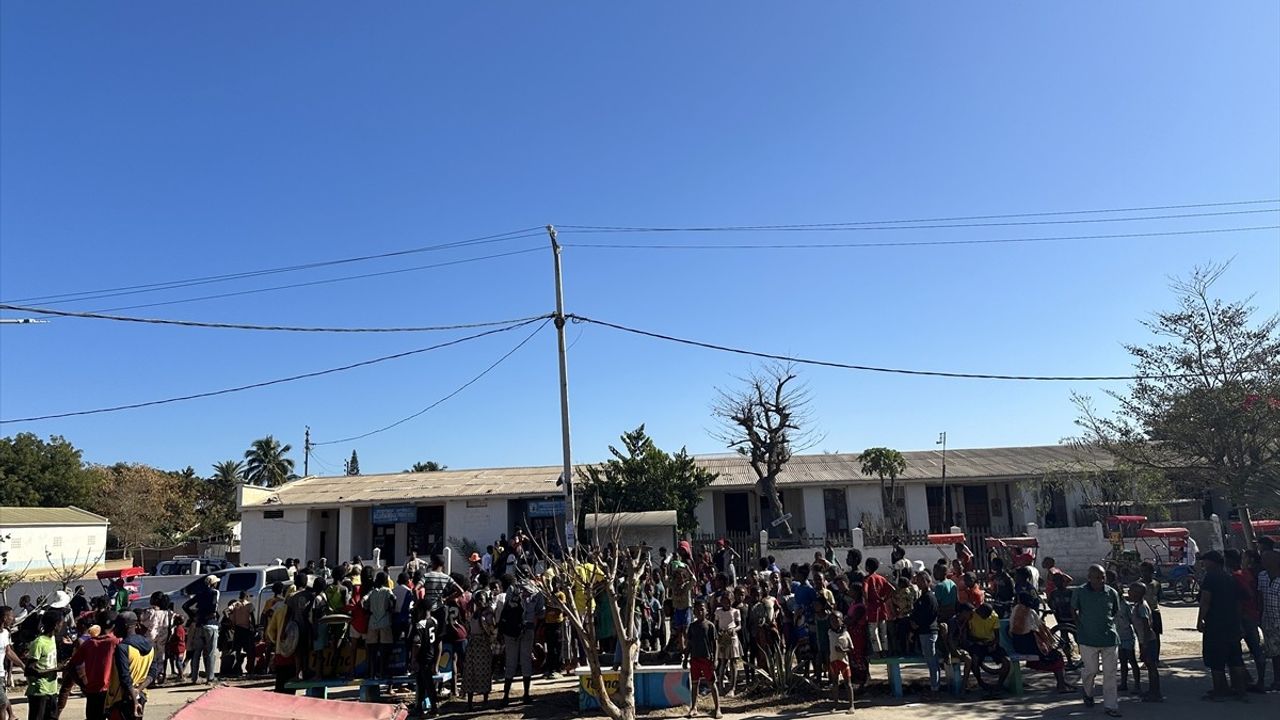 Madagaskar'da Türk İnsani Yardım Görevlisi Gözaltına Alındı