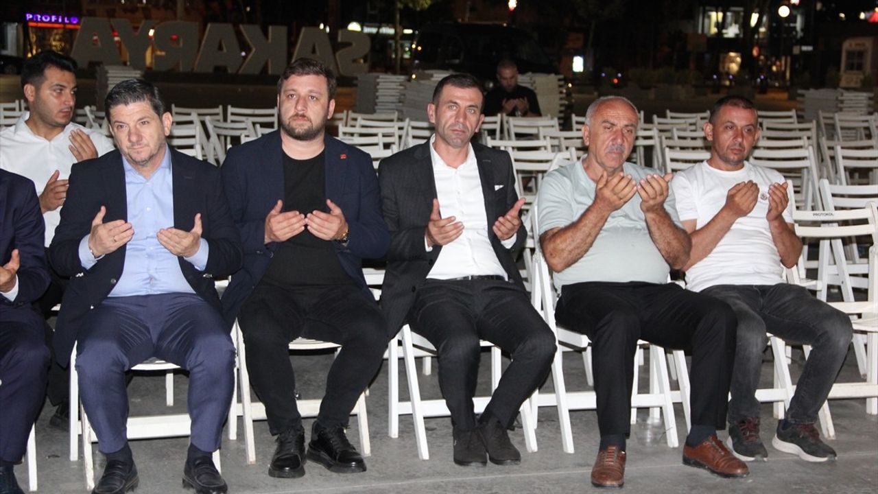 Marmara Depremi'nde Hayatını Kaybedenler Anıldı