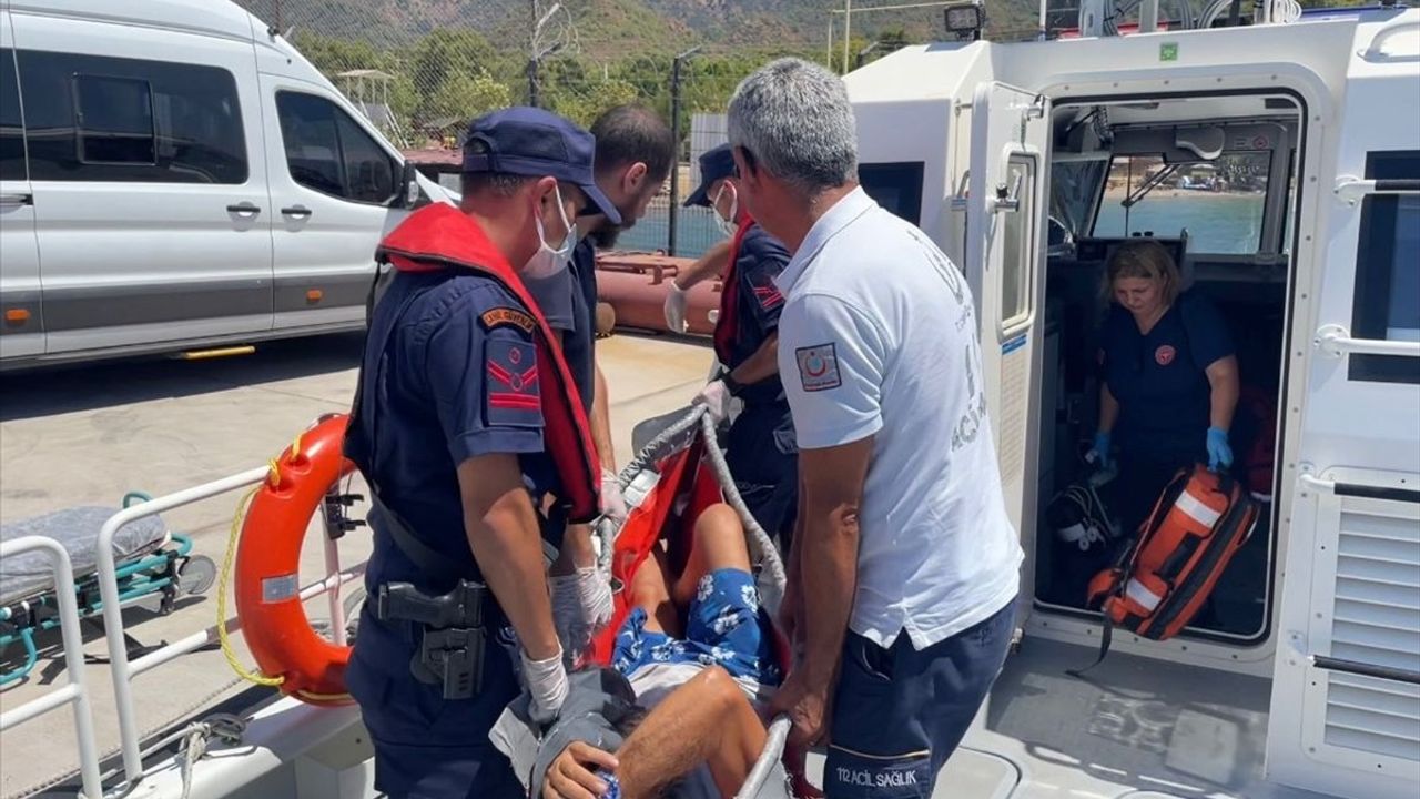 Marmaris Açıklarında Yelkenli Tekneden Tıbbi Tahliye
