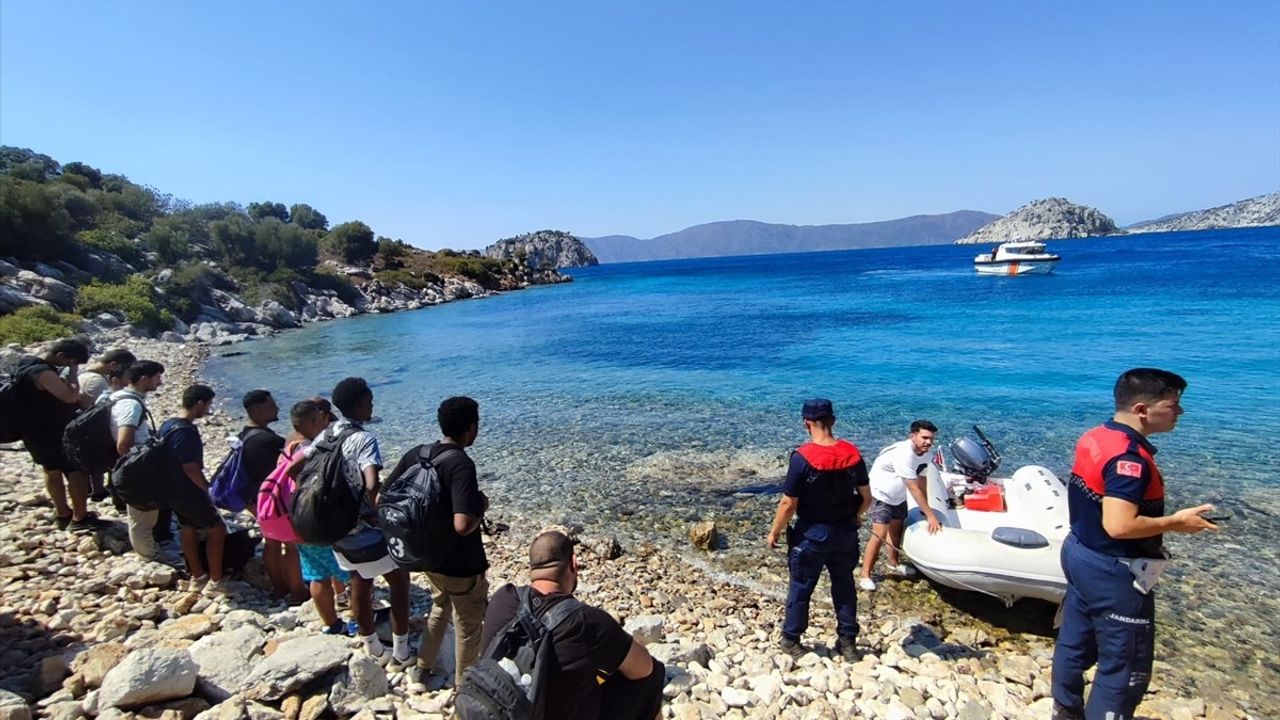 Marmaris'te Düzensiz Göçmenler Yakalandı