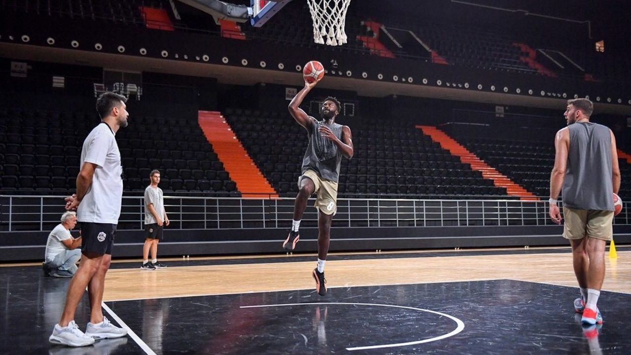 Mersin Spor 10 Yıl Aradan Sonra Süper Lig'e Geri Döndü