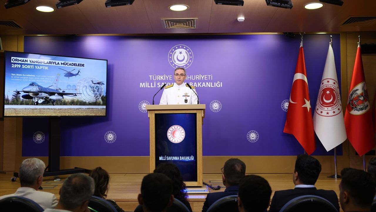 Milli Savunma Bakanlığı'nın Basın Bilgilendirme Toplantısı