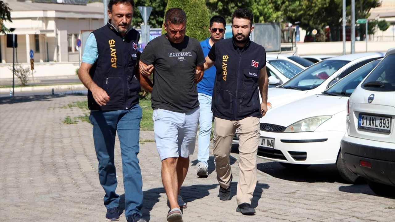 Muğla'da Eşini Bıçaklayarak Öldüren Zanlı Tutuklandı