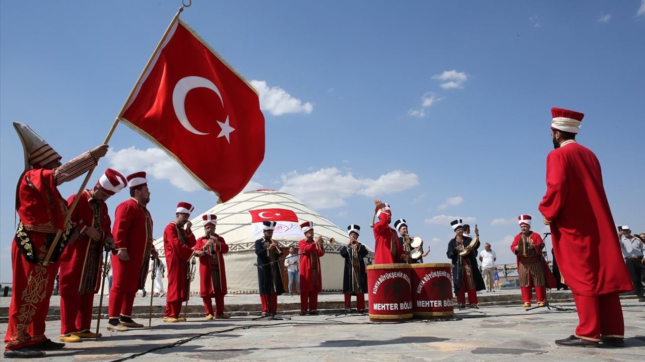 Muş'ta Malazgirt Zaferi'nin 953. Yılı Coşkuyla Kutlandı