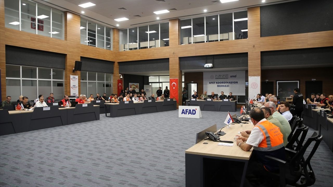 Muş'ta Önemli Deprem Saha Tatbikatı Gerçekleşti