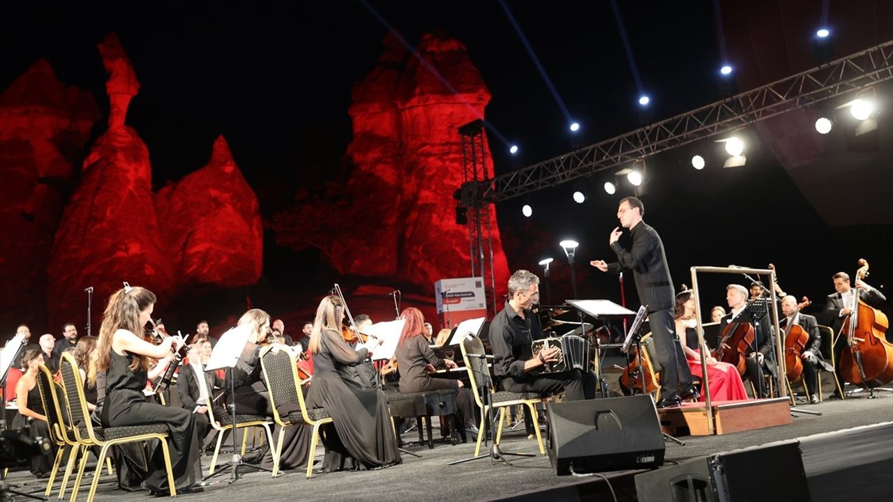 Nevşehir Kültür Yolu Festivali'nde Senfoni Dolu Gece