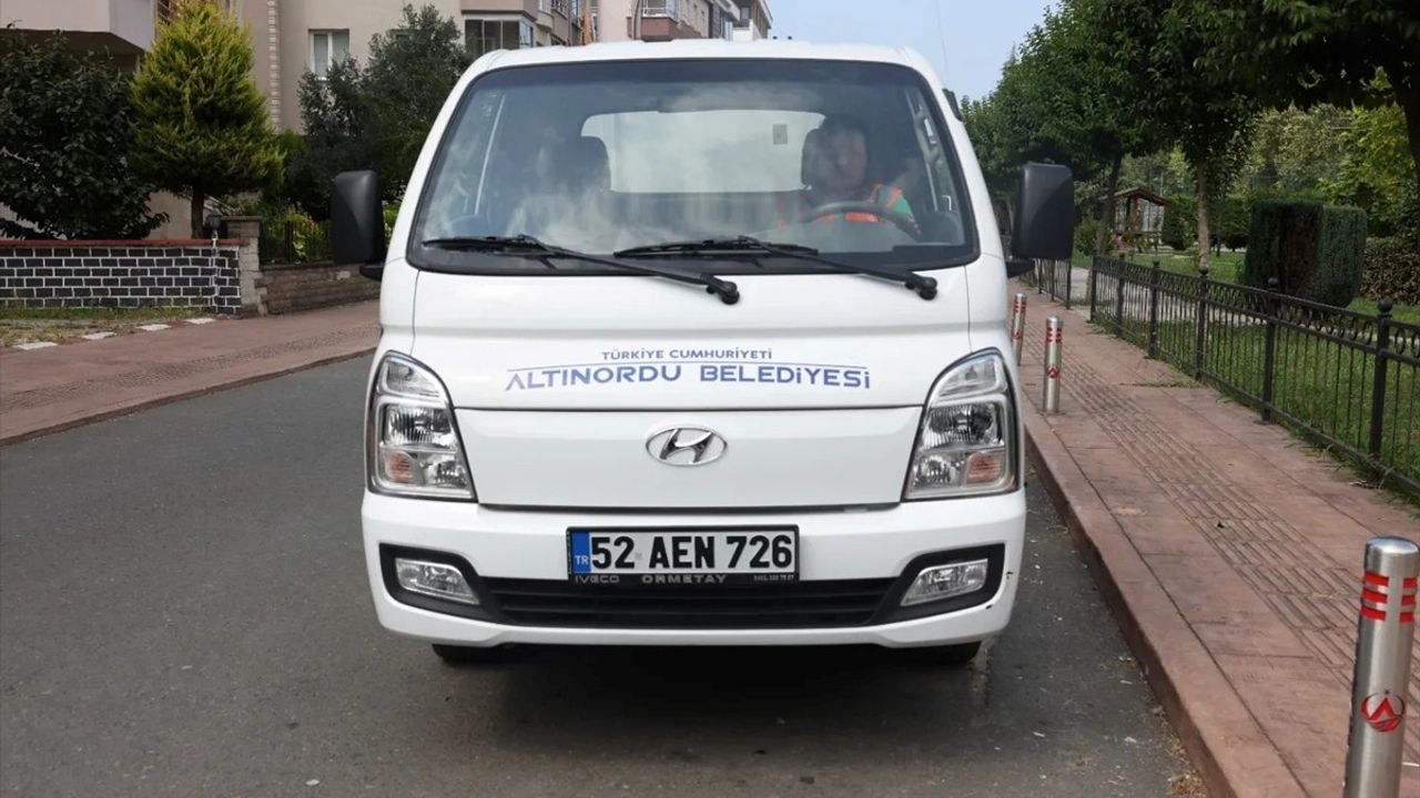 Ordu'da Temizlik Kahramanı Leyla Akyol: Çöp Taksi ile Çevreyi Koruyor