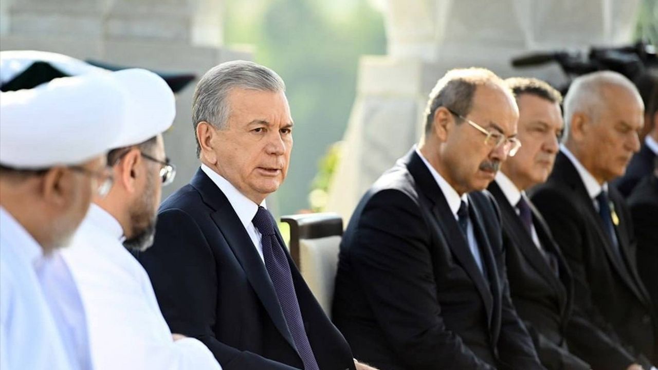 Özbekistan'da Siyasi Baskı Kurbanları Anma Günü