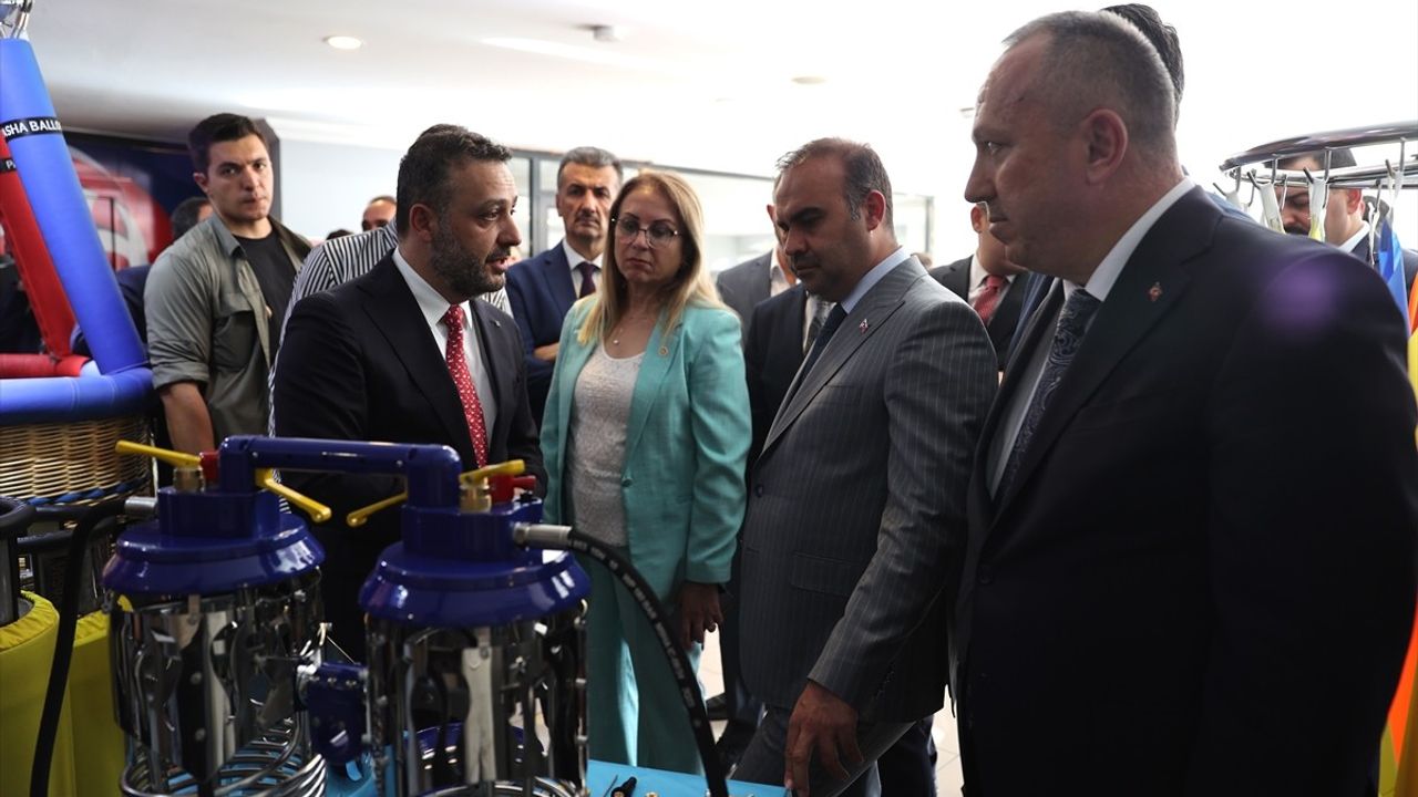 Sanayi ve Teknoloji Bakanı Kacır, Nevşehir'de İncelemelerde Bulundu