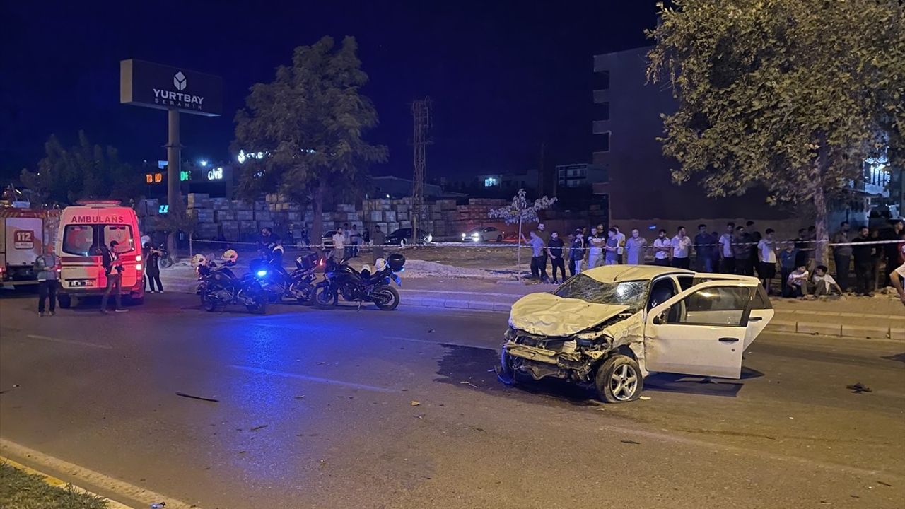 Şanlıurfa'da Feci Kaza: 5 Çocuk Ailesi Hayatını Kaybetti