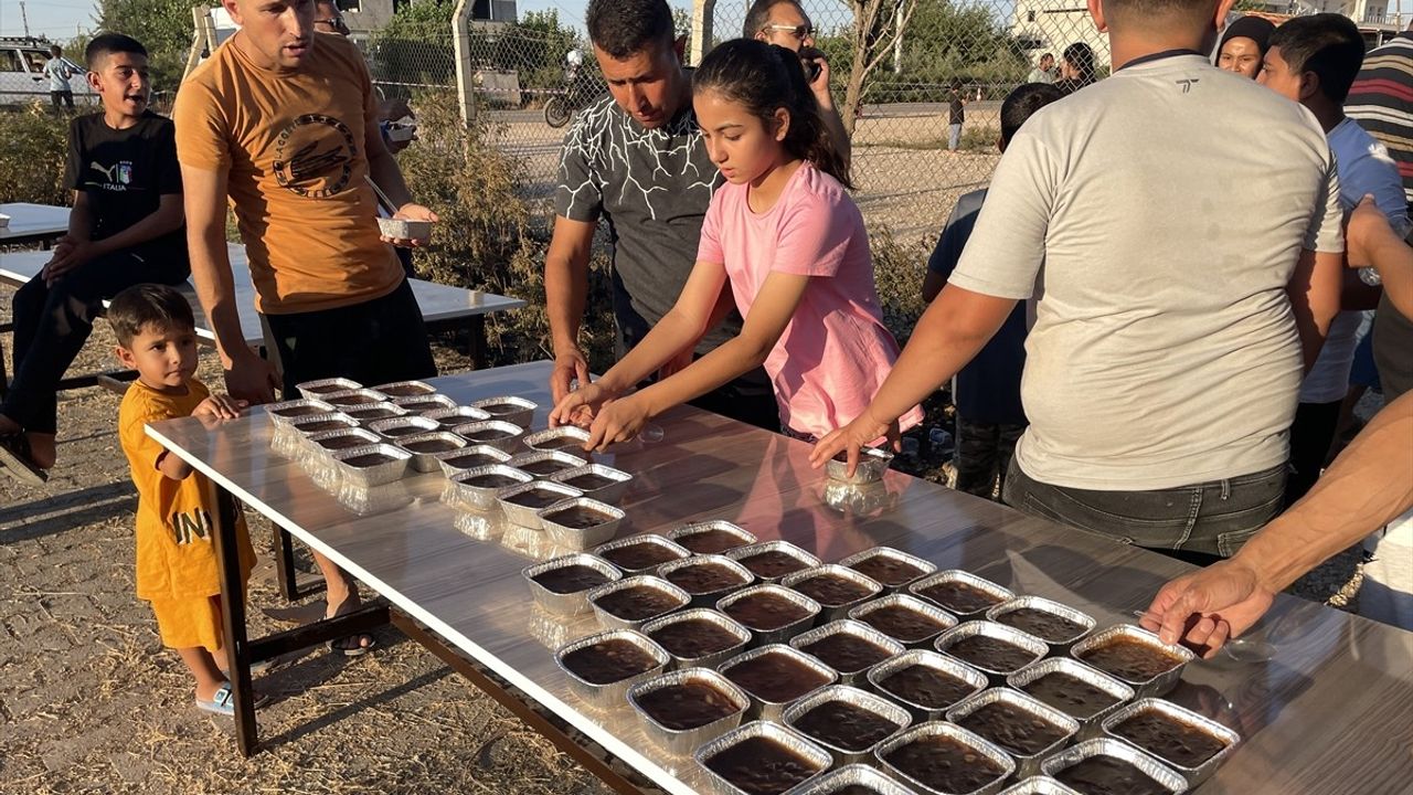 Şanlıurfa'da Geleneksel Aşure Etkinliği Coşkusu