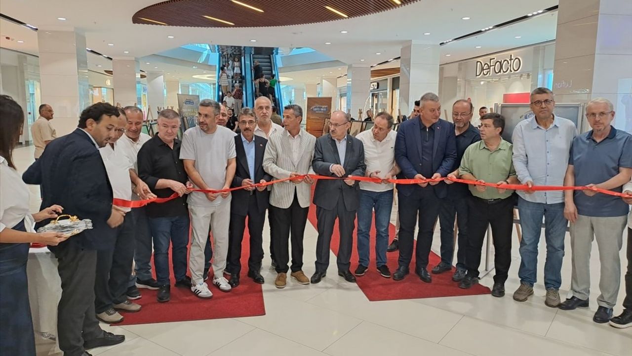 Sapanca Gölü'nde Su Altı Fotoğraf Sergisi Açıldı