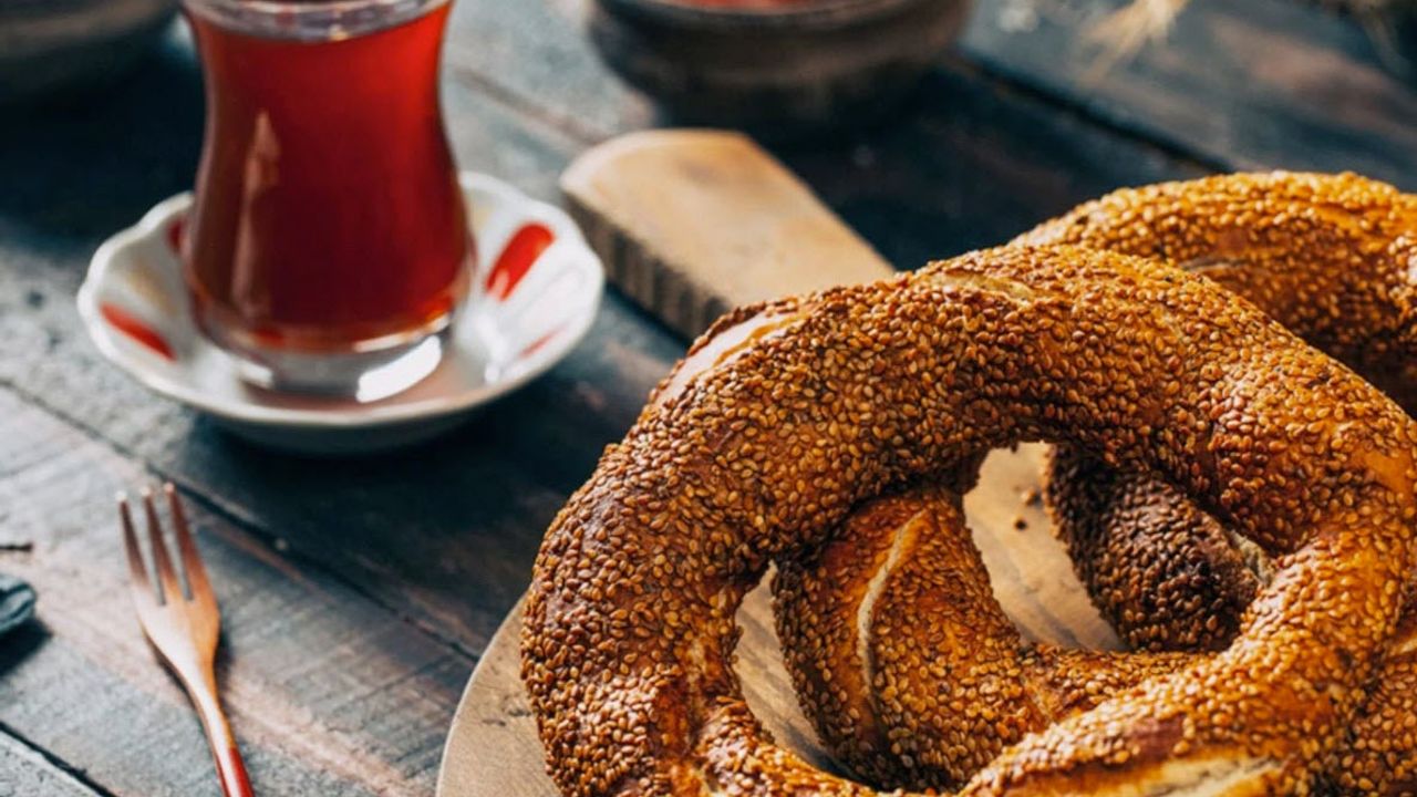 Şefinden MasterChef Usulü Evde Çıtır Simit Tarifi: İşte Malzemeler ve Püf Noktası