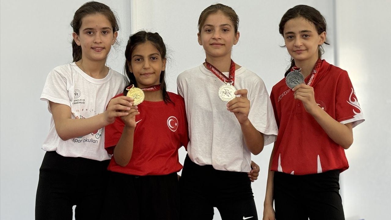 Siirtli Kız Güreşçilerin Yeni Başarı Hedefleri