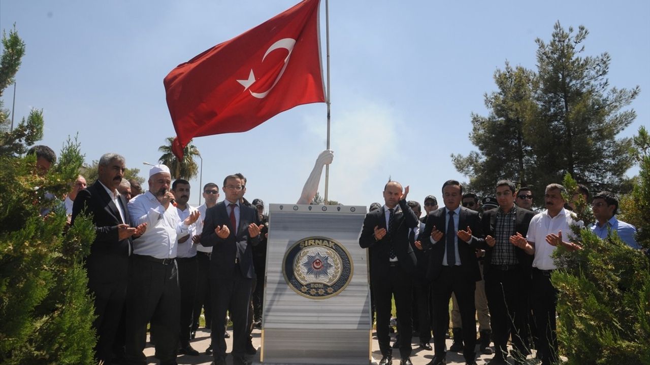 Şırnak'ta 12 Şehit Polis İçin Anma Töreni Düzenlendi