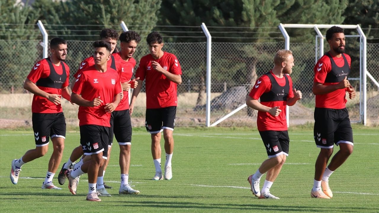 Sivasspor, Beşiktaş Maçına Hazırlıklarını Sürdürüyor