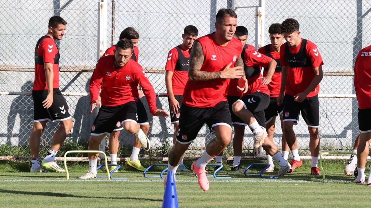 Sivasspor Yeni Sezon İçin Antrenmanlarına Devam Ediyor