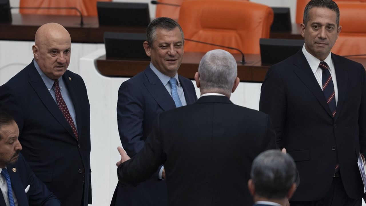 TBMM Olağanüstü Toplantısında Gerilimli Anlar