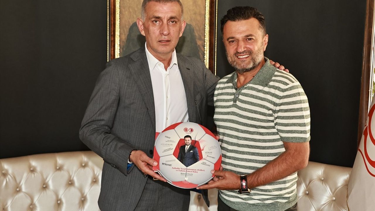TFF Başkanı Hacıosmanoğlu, Sivasspor'u Ziyaret Etti
