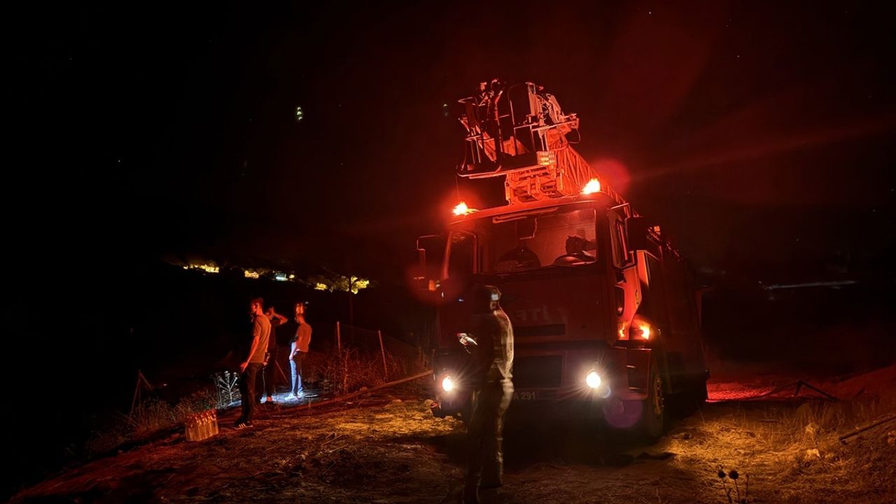 Tunceli'de Orman Yangını Kontrol Altına Alındı