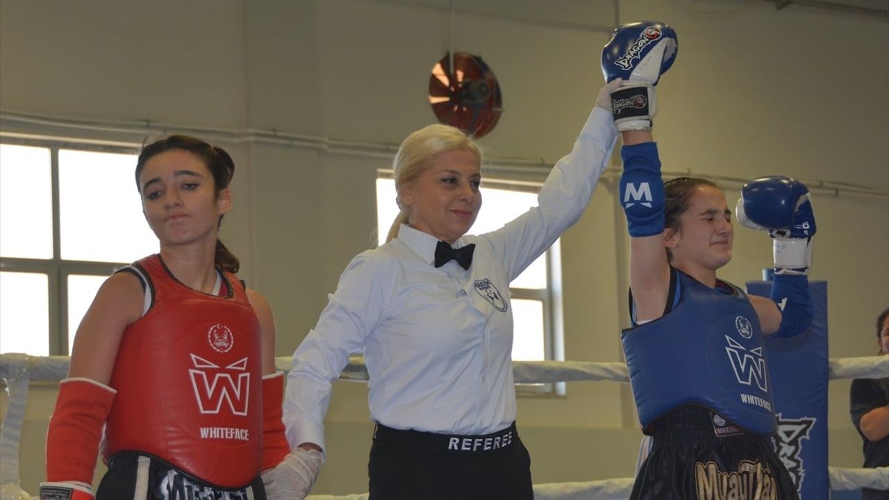 Türkiye Minikler ve Yıldızlar Muaythai Şampiyonası Bitlis'te Başladı