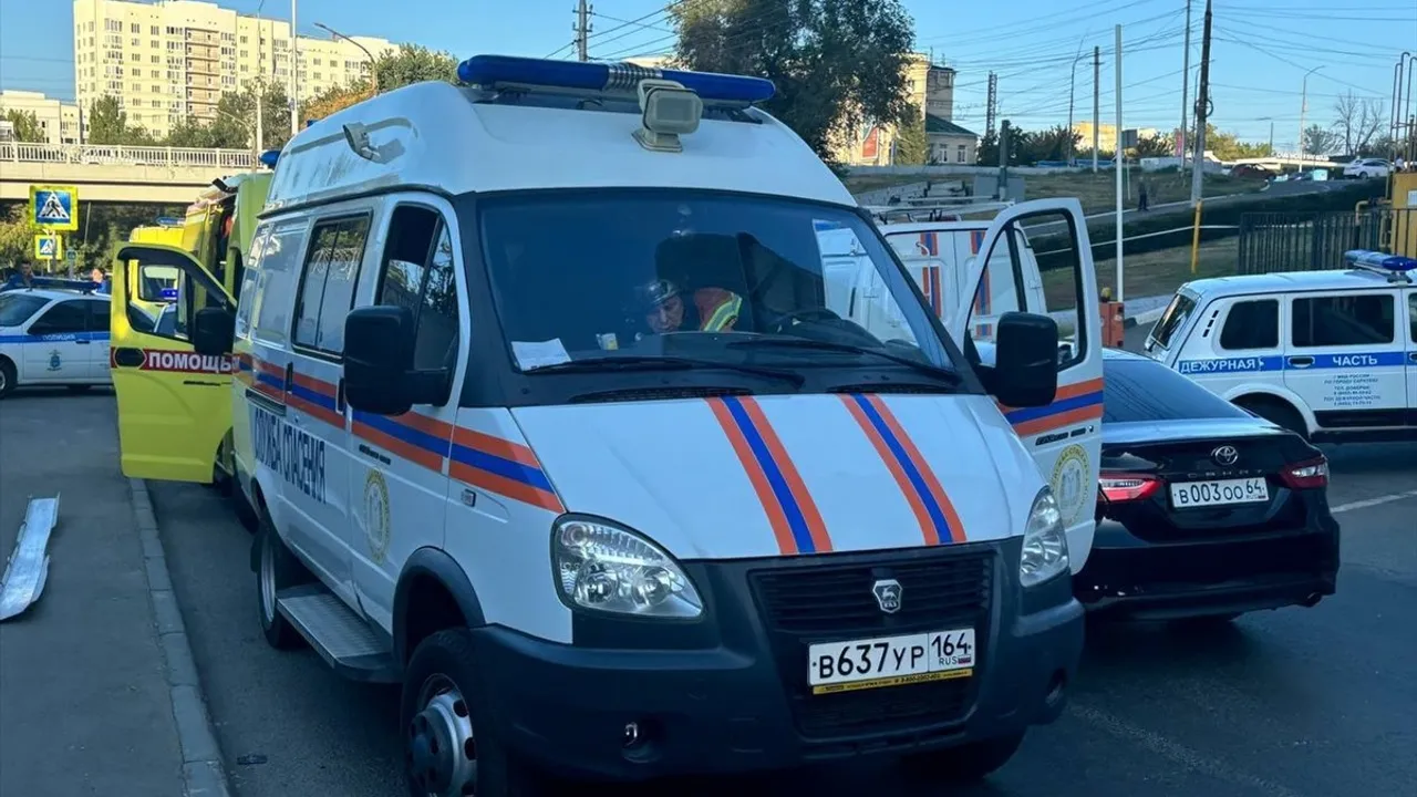 Ukrayna'nın İHA Saldırısı Saratov'daki Binalara Zarar Verdi