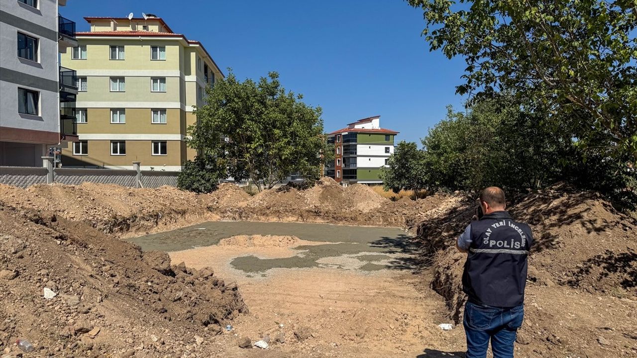 Uşak'ta Elektrik Akımına Kapılan İnşaat İşçisinin Durumu Ciddi