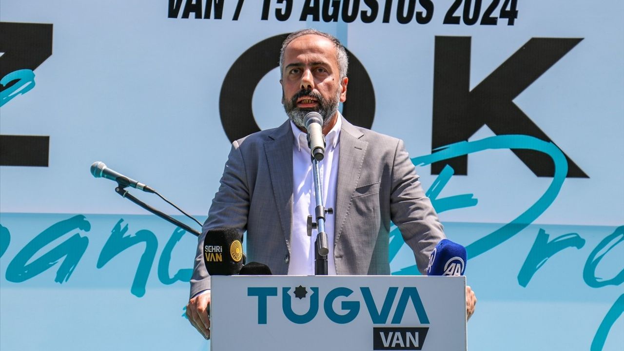 Van'da TÜGVA Yaz Okulu Kapanış Etkinliği Gerçekleşti