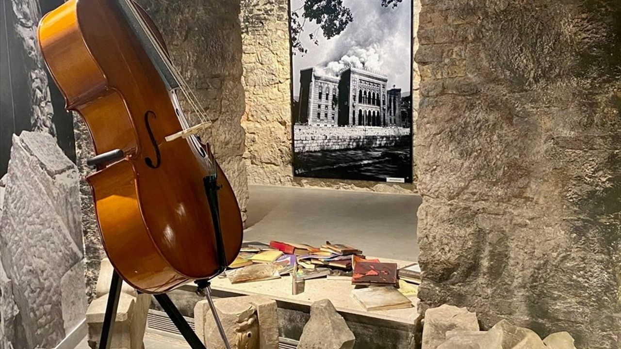 Vijecnica Kütüphanesi'nde Anma Sergisi: Yakılışının 32. Yılı