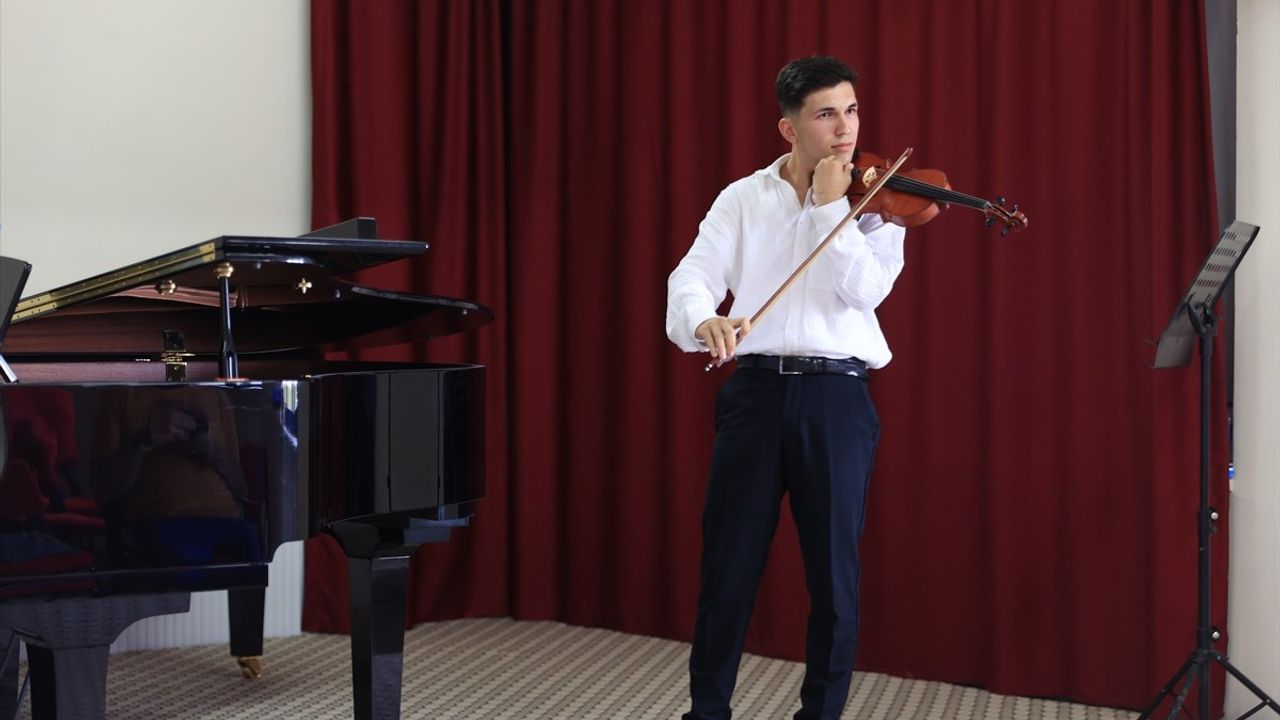 Yabancı Öğrencilerin Trakya Üniversitesi Devlet Konservatuvarı Umudu
