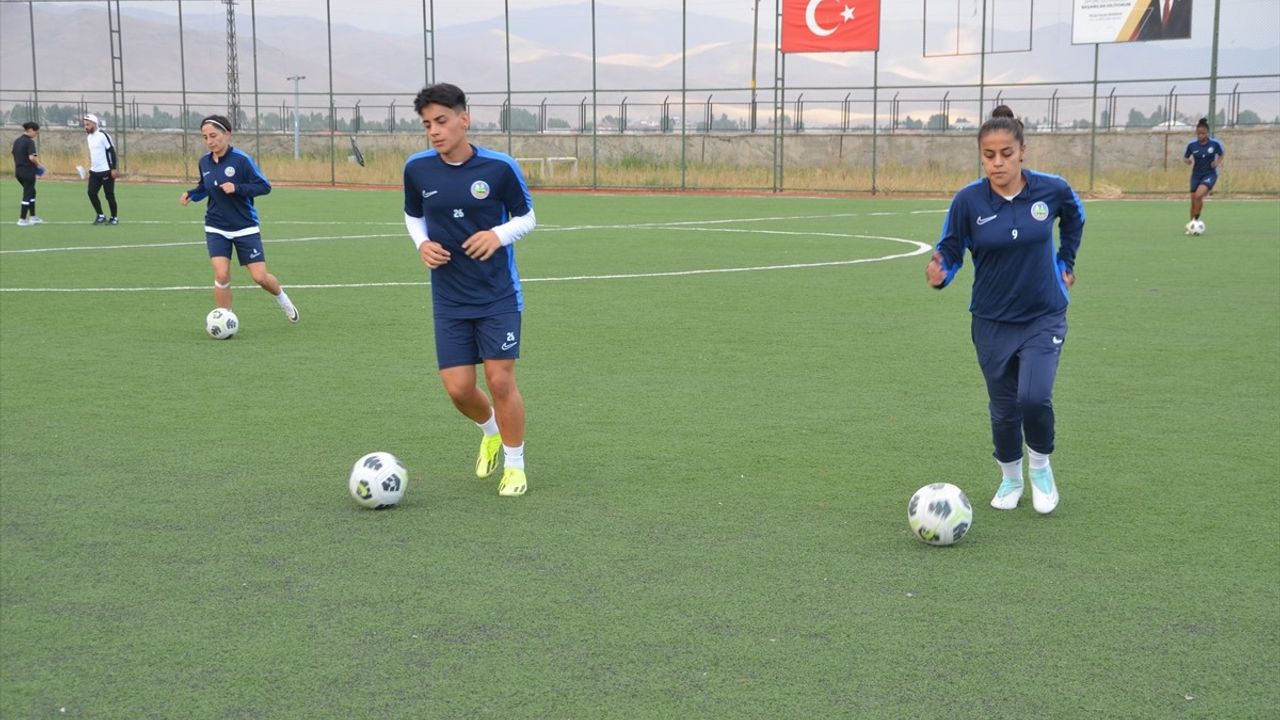 Yüksekova Spor Kulübü, Kadınlar 1. Lig'de Şampiyonluk Hedefliyor