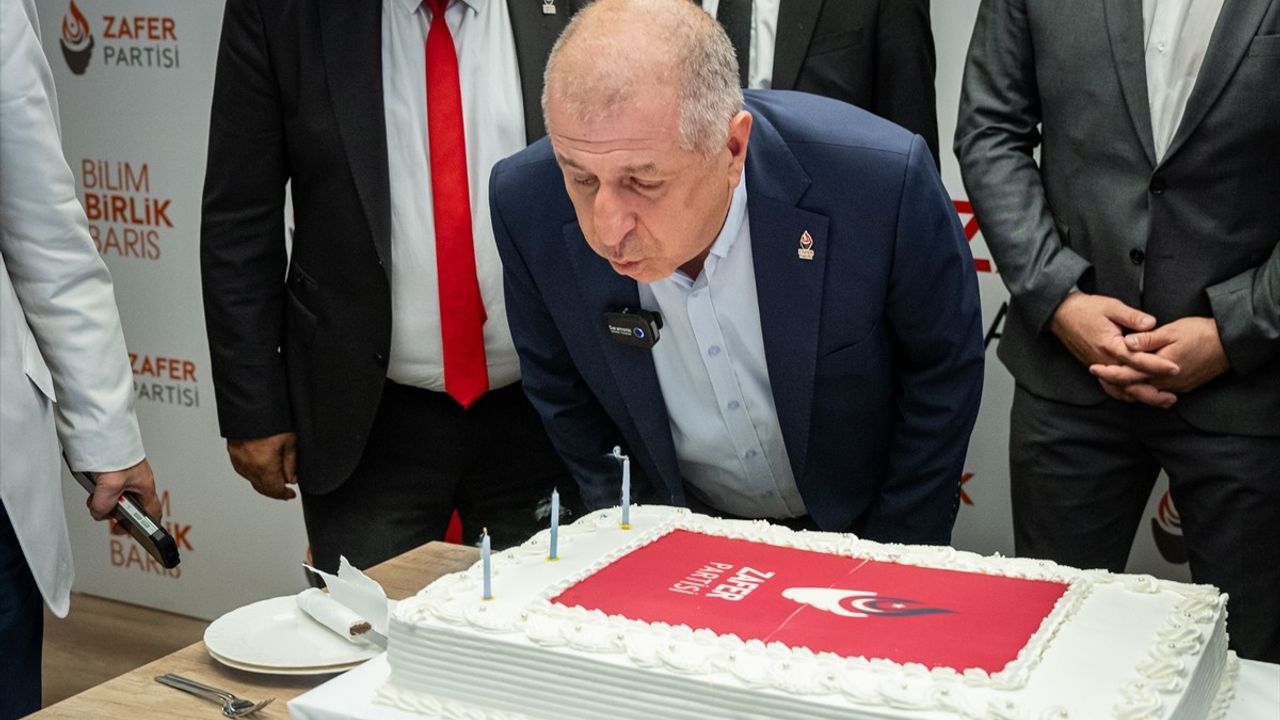 Zafer Partisi 3. Yılını Kutladı!