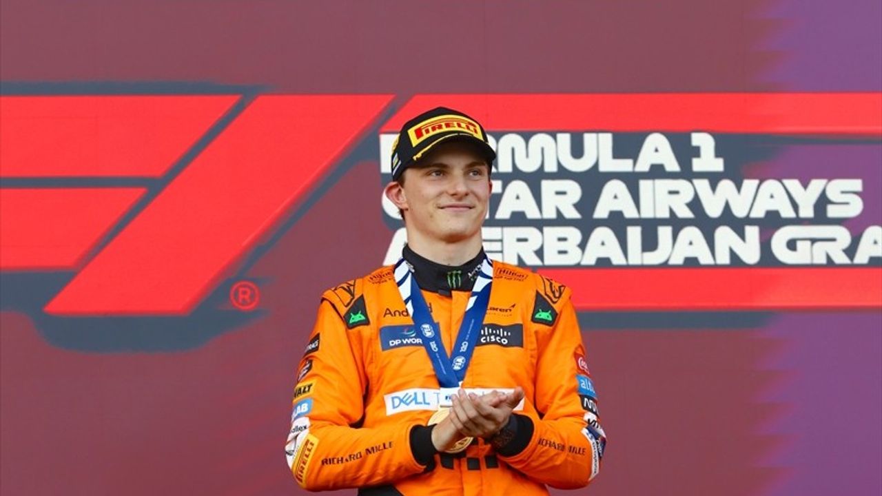 Oscar Piastri, Azerbaycan Grand Prix'sini Kazandı