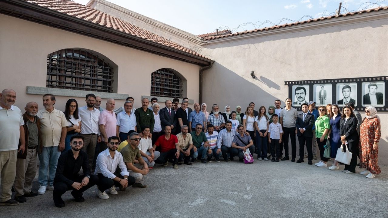 12 Eylül Darbesinin Tanıkları Ulucanlar Cezaevi Müzesi'nde Buluştu