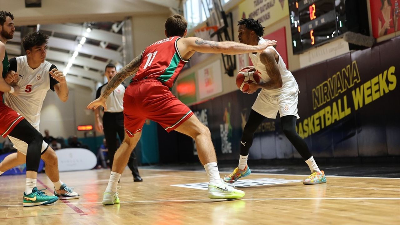 17. TÜBAD Mehmet Baturalp Turnuvası'nda Karşıyaka Şampiyonluk İlan Etti