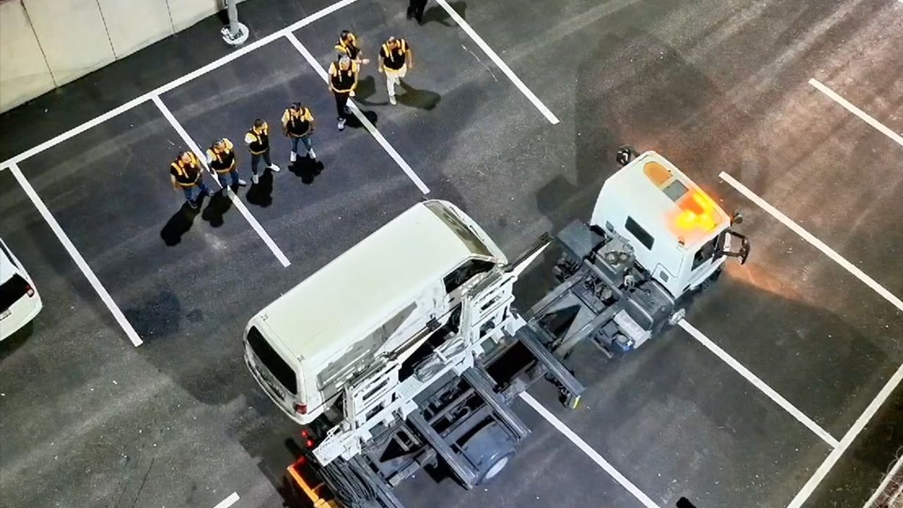 Adana'da Ruhsatsız Silah Operasyonu: 40 Tabanca Ele Geçirildi